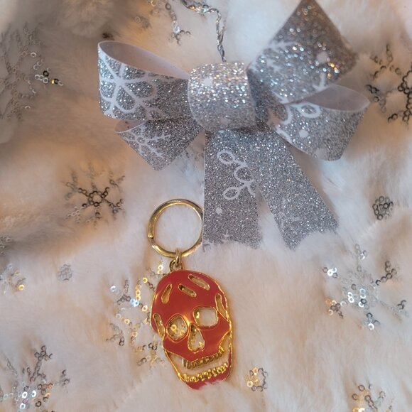 ALEXANDER MCQUEEN Gold and Red Skull Keychain (Brand new)(Gift box included) - Picture 4 of 11